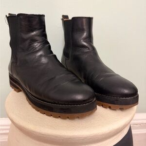 Madewell black Chelsea boots